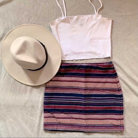 Hollister Mini Skirt - Picture 1 of 2